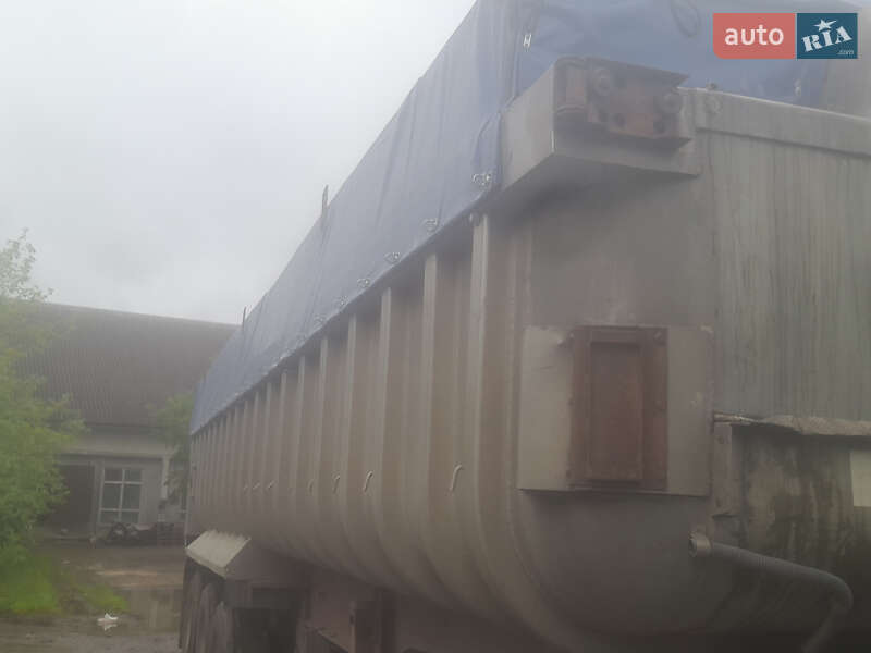 Самосвал полуприцеп Fruehauf Crane 1998 в Ивано-Франковске