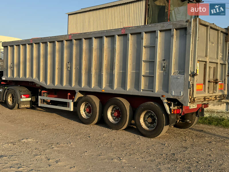 Самосвал полуприцеп Fruehauf DJD SA3 1996 в Одессе