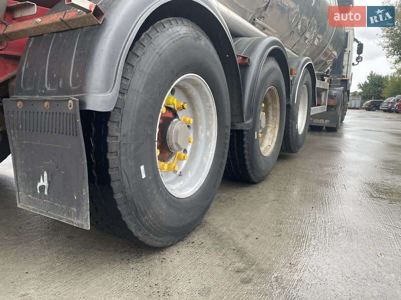 Цистерна напівпричіп Fruehauf DJD SA3 1993 в Черкасах фото 8 Цистерна напівпричіп Fruehauf DJD SA3 1993 в Черкасах