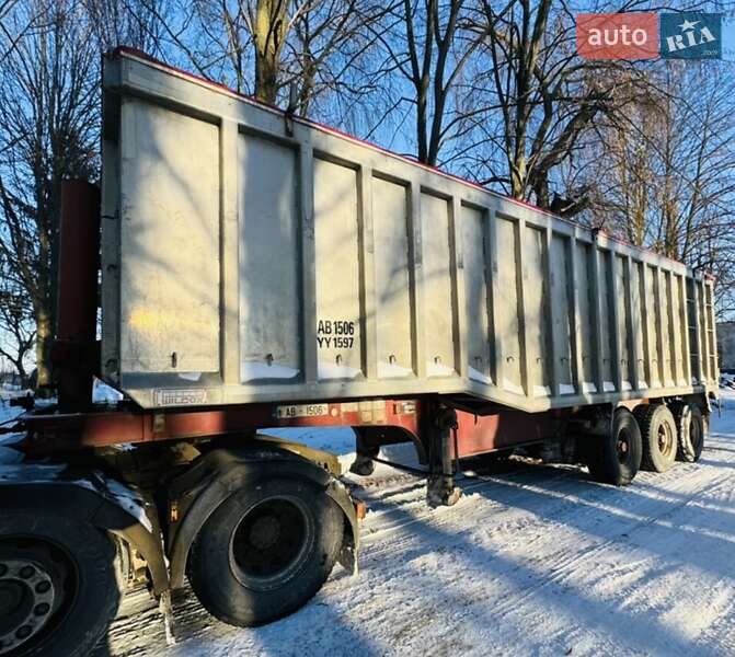 Самоскид напівпричіп Fruehauf DJD TA 3 1994 в Великих Гаях