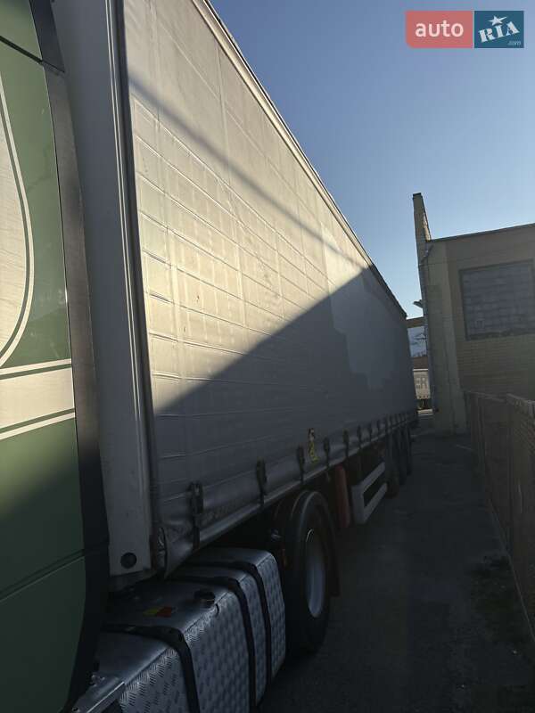 Тентований борт (штора) - напівпричіп Fruehauf F 2016 в Києві