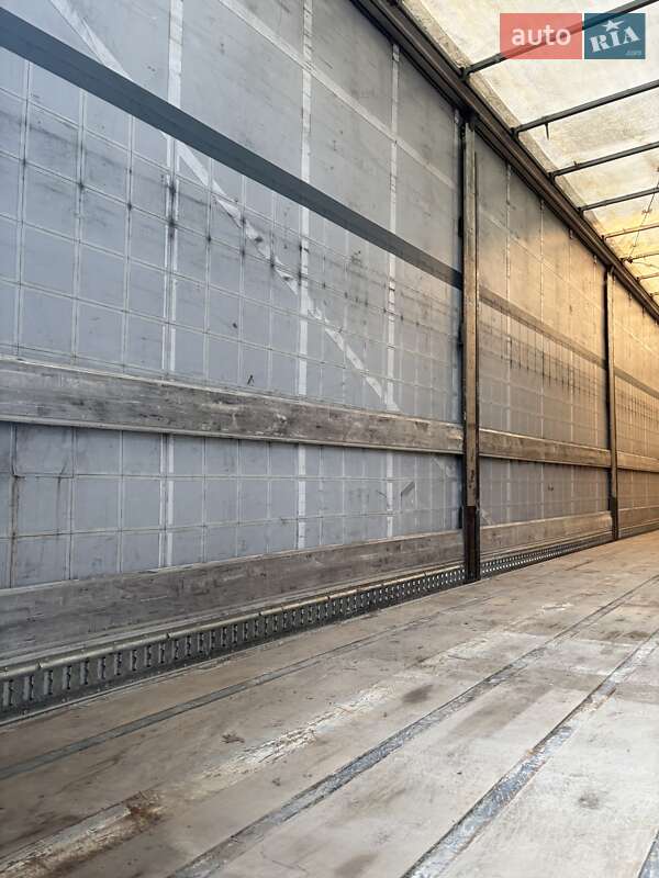 Тентований борт (штора) - напівпричіп Fruehauf F 2016 в Києві