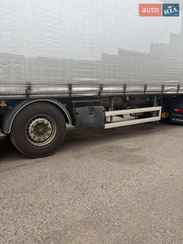 Тентований борт (штора) - напівпричіп Fruehauf F 2016 в Києві