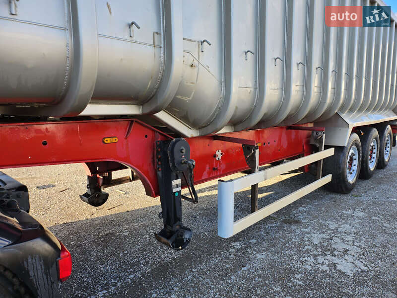 Самоскид напівпричіп Fruehauf GT 2010 в Тернополі фото 5 Самоскид напівпричіп Fruehauf GT 2010 в Тернополі