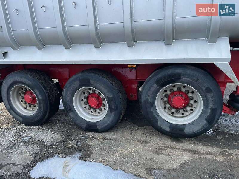 Самосвал полуприцеп Fruehauf LTD/WAD 2006 в Одессе
