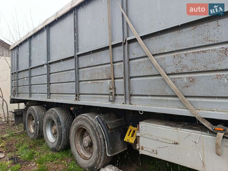 Контейнеровоз Fruehauf SAF 1998 в Городке