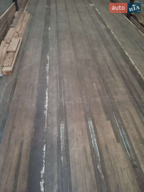 Тентованный борт (штора) - полуприцеп Fruehauf SMB 2008 в Березному