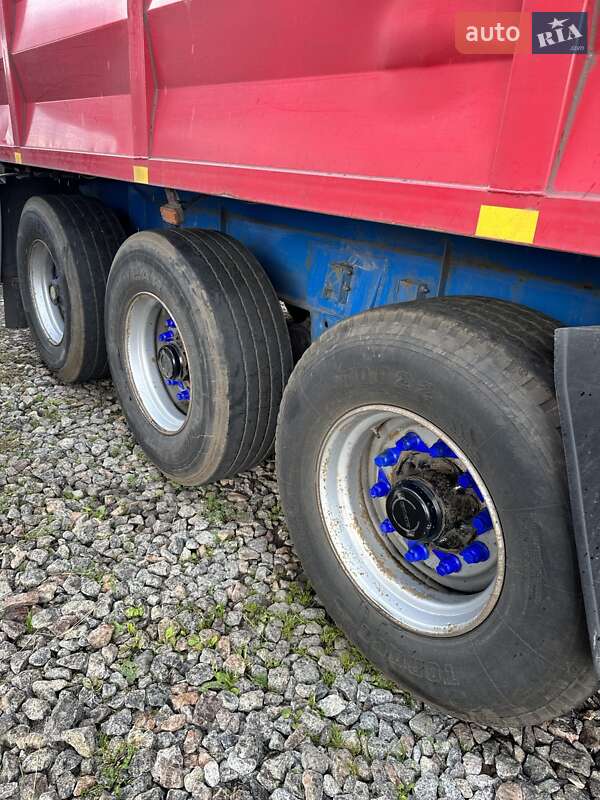 Самоскид напівпричіп Fruehauf SMB 2000 в Полтаві