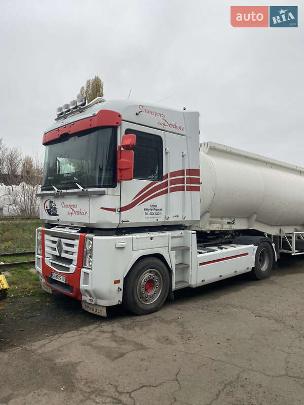 Цистерна полуприцеп Fruehauf SMB 1993 в Черкассах