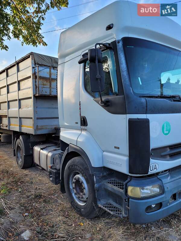 Зерновоз - полуприцеп Fruehauf Srem 1990 в Лохвице