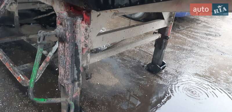 Цистерна полуприцеп Fruehauf T34 1986 в Кременчуге