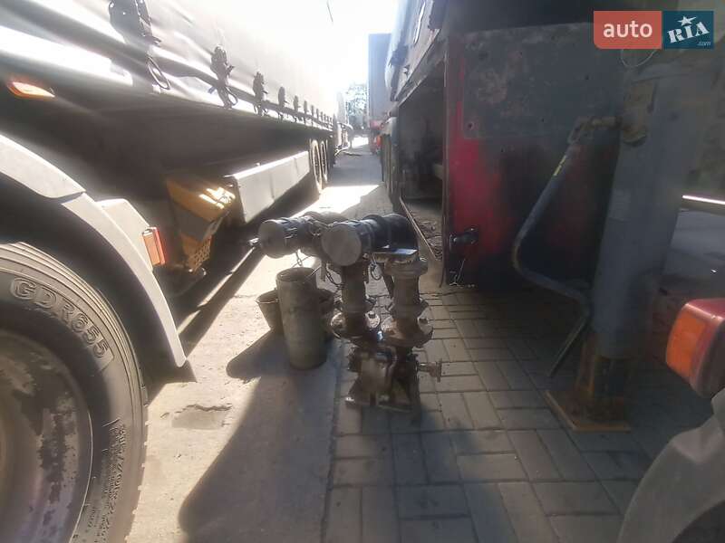 Цистерна полуприцеп Fruehauf T34 1991 в Ужгороде