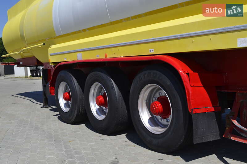 Цистерна полуприцеп Fruehauf T34 1998 в Хусте фото 7 Цистерна полуприцеп Fruehauf T34 1998 в Хусте