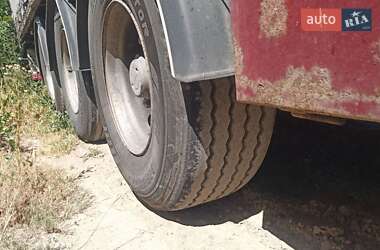 Тентованный борт (штора) - полуприцеп Fruehauf T34 2005 в 