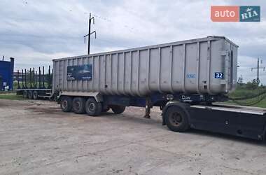 Зерновоз - напівпричіп Fruehauf T34 2002 в Калуші
