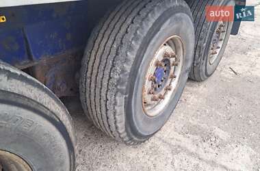 Зерновоз - полуприцеп Fruehauf T34 2002 в Калуше