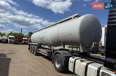 Цистерна напівпричіп Fruehauf T34T1RP 1999 в Черкасах