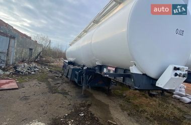 Цистерна напівпричіп Fruehauf T34T1RP 1995 в Луцьку