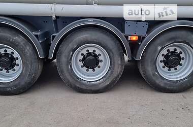 Цистерна полуприцеп Fruehauf TF34 1998 в 