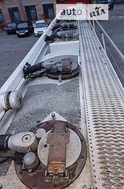 Цистерна полуприцеп Fruehauf TF34 1998 в 