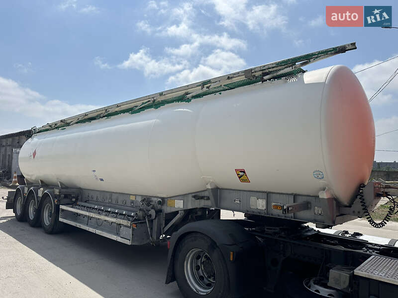 Цистерна полуприцеп Fruehauf TF34 1997 в Кропивницком