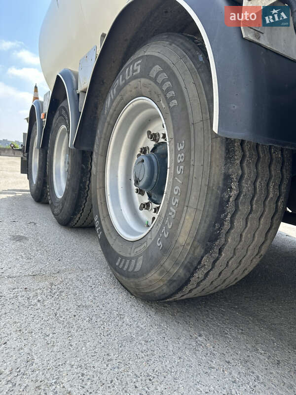 Цистерна полуприцеп Fruehauf TF34 1997 в Кропивницком