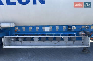 Цистерна Fruehauf TF34 1999 в 