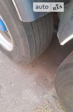 Зерновоз - полуприцеп Fruehauf TF34C1 1995 в 