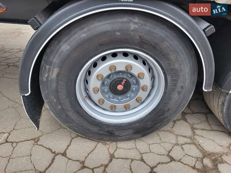 Тентований борт (штора) - напівпричіп Fruehauf TF34C1 2013 в Житомирі