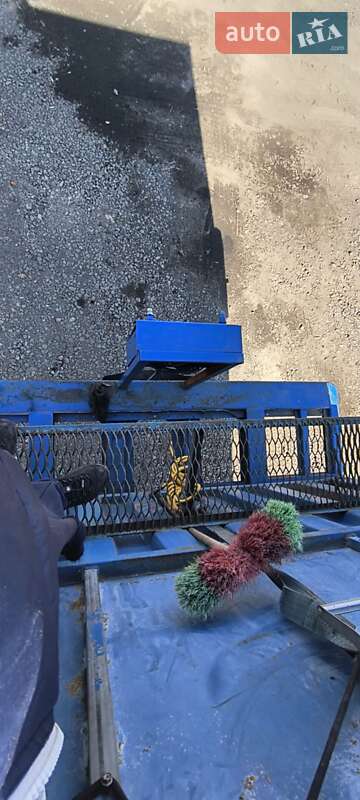 Зерновоз - полуприцеп Fruehauf TF34C1 1998 в Гайвороне