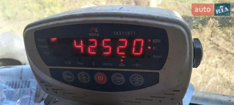 Зерновоз - полуприцеп Fruehauf TF34C1 1998 в Гайвороне