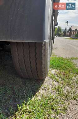 Зерновоз - полуприцеп Fruehauf TF34C1 1999 в 