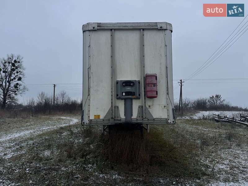 Тентований борт (штора) - напівпричіп Fruehauf TX 34 2009 в Володимирі
