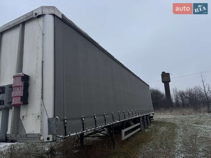 Тентований борт (штора) - напівпричіп Fruehauf TX 34 2009 в Володимирі