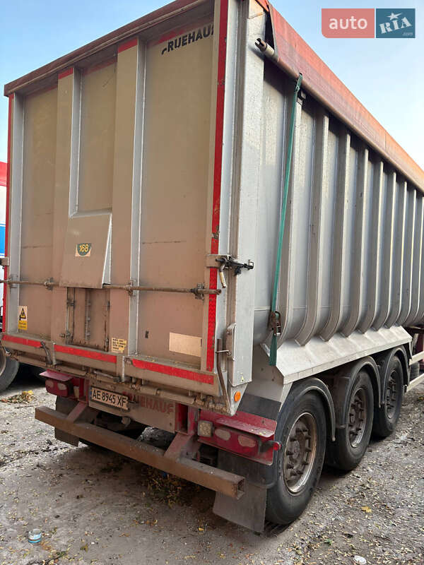 Зерновоз - полуприцеп Fruehauf TX 34 2013 в Полтаве фото 4 Зерновоз - полуприцеп Fruehauf TX 34 2013 в Полтаве