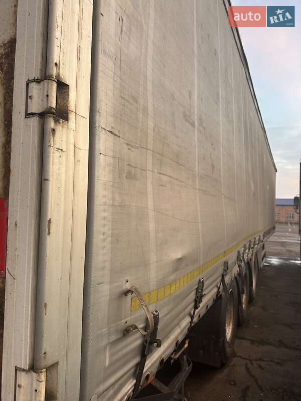 Тентований борт (штора) - напівпричіп Fruehauf TX 34 2006 в Луцьку