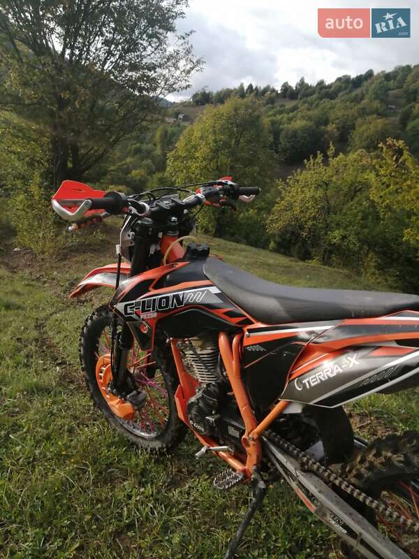 Мотоцикл Внедорожный (Enduro) G-Lion PX 250 2021 в Тячеве фото 4 Мотоцикл Внедорожный (Enduro) G-Lion PX 250 2021 в Тячеве