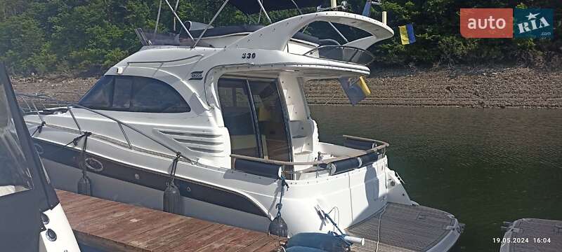 Моторна яхта Galeon 330 2007 в Чернівцях