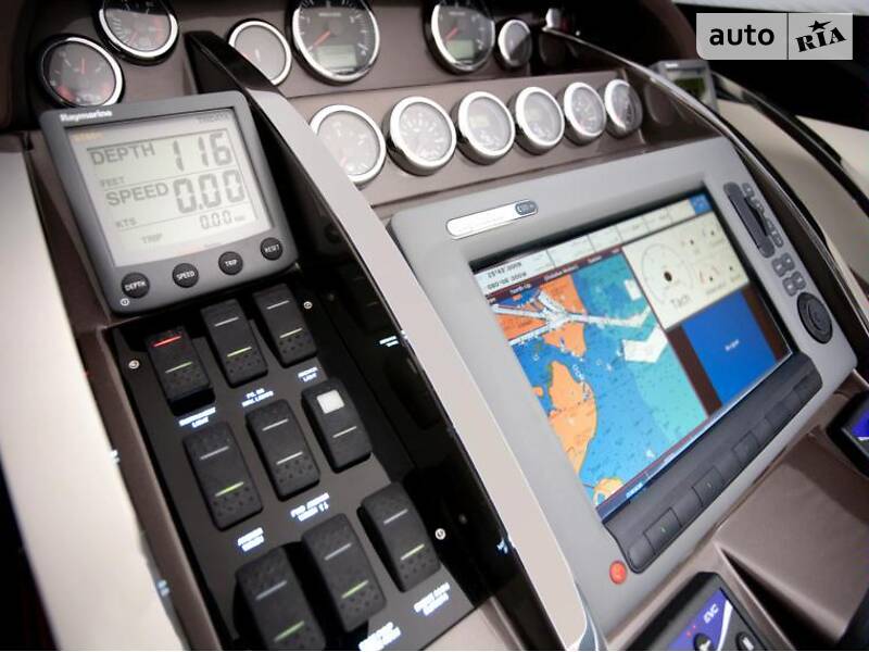 Моторная яхта Galeon 340 2010 в Черновцах