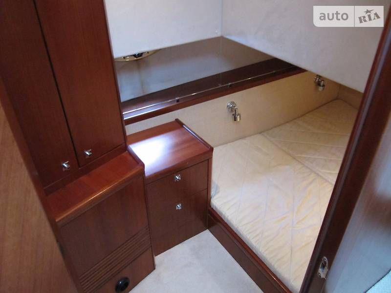 Моторная яхта Galeon 440 2008 в Киеве