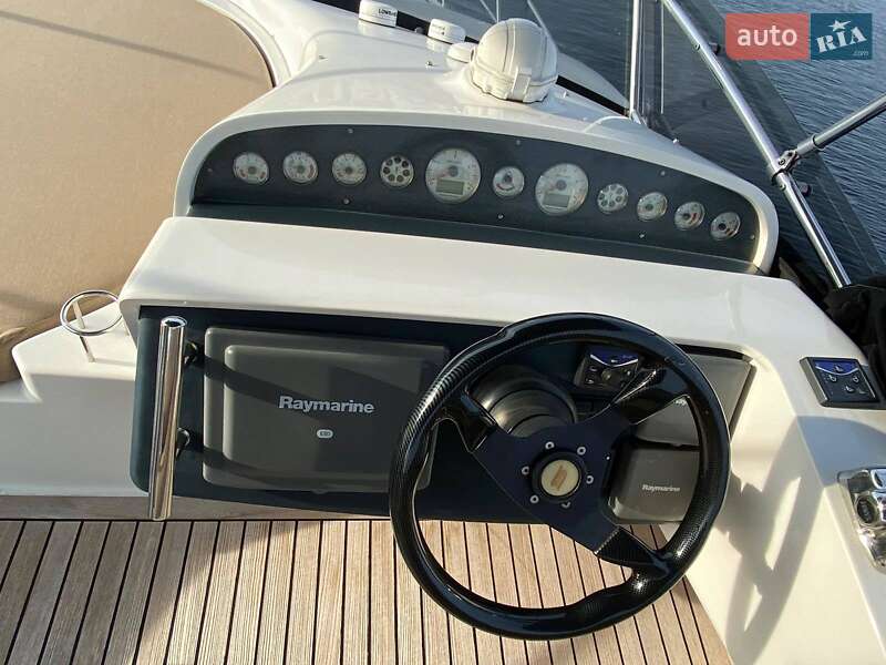 Моторная яхта Galeon 440 2008 в Киеве