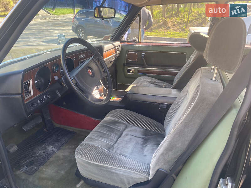 Лимузин ГАЗ 14 Чайка 1982 в Киеве