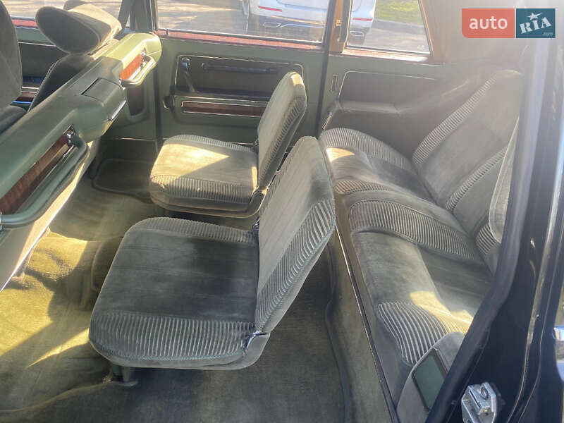 Лимузин ГАЗ 14 Чайка 1982 в Киеве