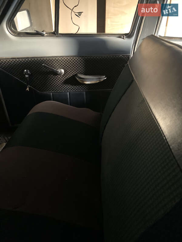 Седан ГАЗ 21 Волга 1968 в Иванкове