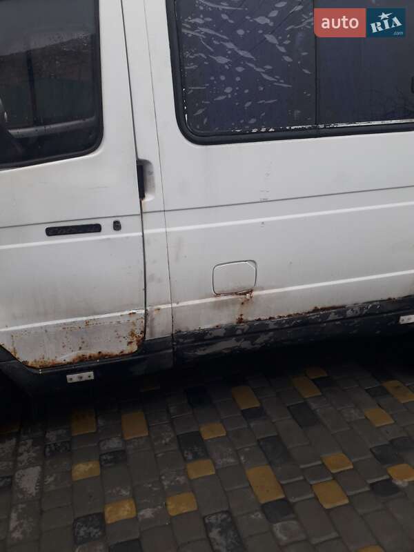 Мінівен ГАЗ 2217 Баргузин 2001 в Хмельницькому