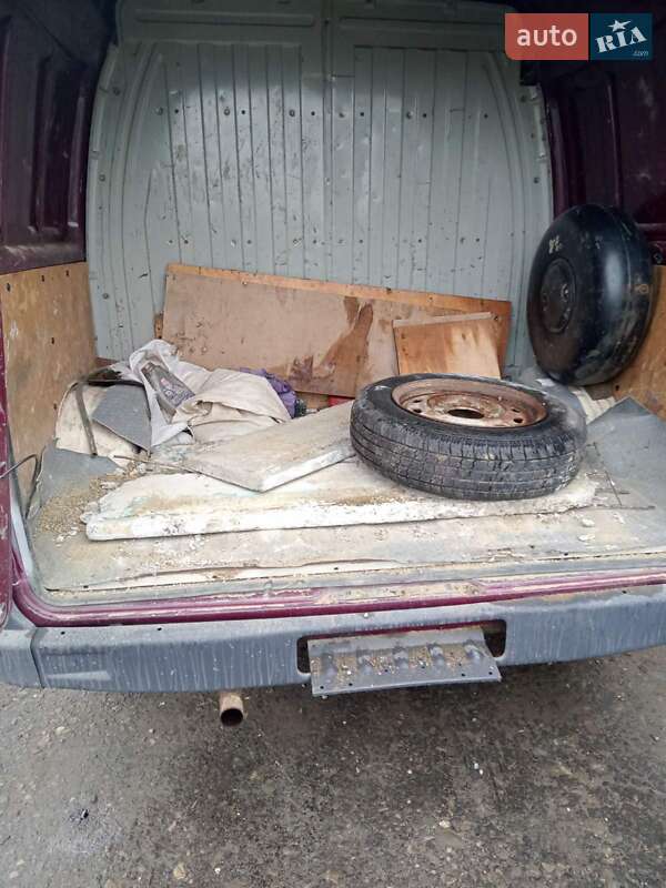 Минивэн ГАЗ 2217 Баргузин 2004 в Бориславе