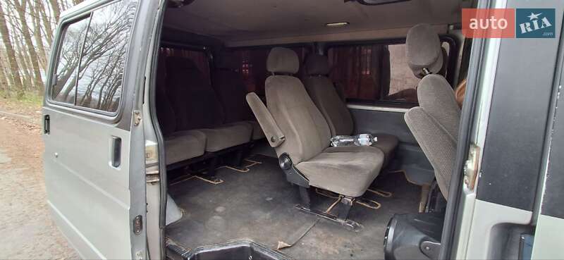 Минивэн ГАЗ 2217 Баргузин 2006 в Виннице