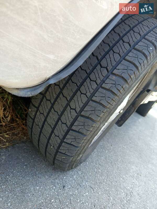 Микроавтобус ГАЗ 2217 Соболь 2000 в Киеве