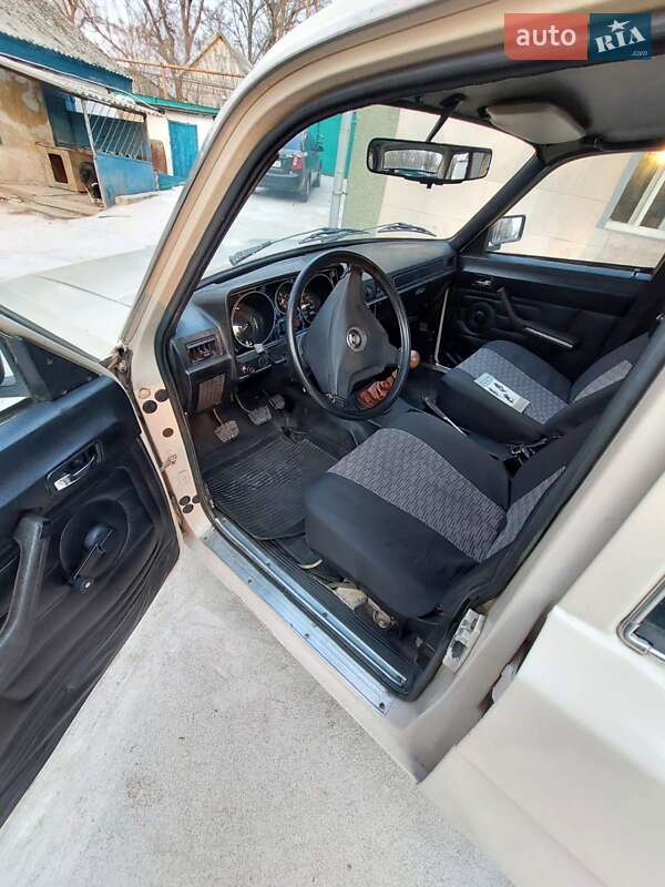 Седан ГАЗ 24-10 Волга 1989 в Днепре