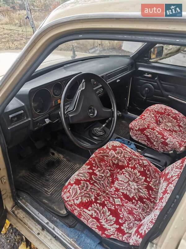 Седан ГАЗ 24-10 Волга 1989 в Киеве